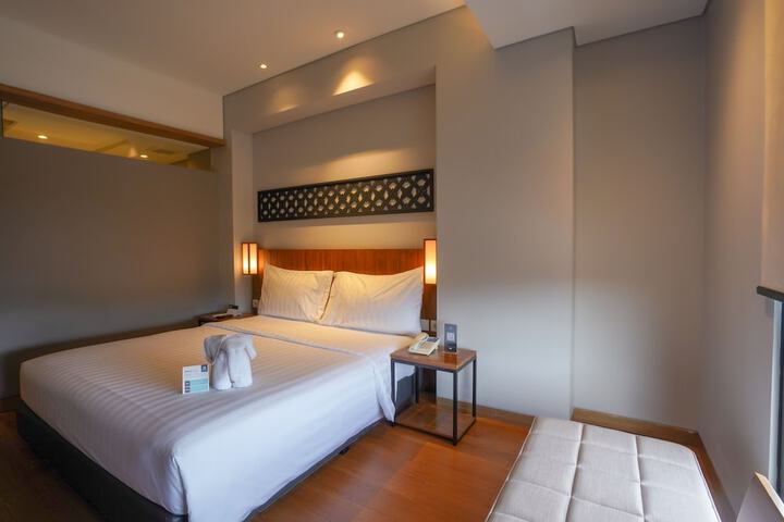 Room 7 of 30