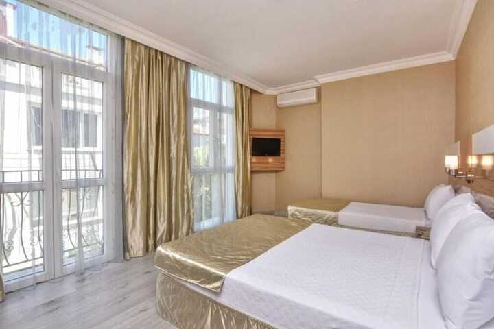 Room 7 of 38