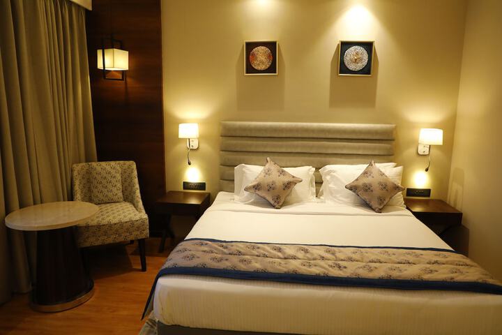 Room 17 of 54
