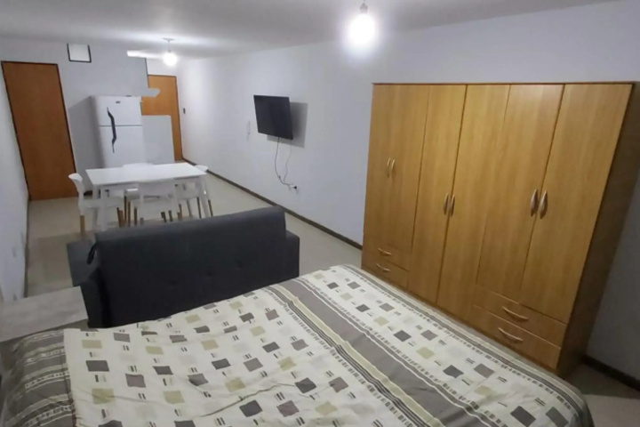 Room 3 of 9
