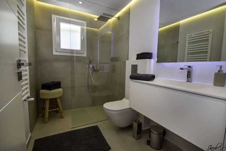 Room 14 of 21