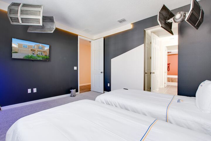 Room 20 of 80