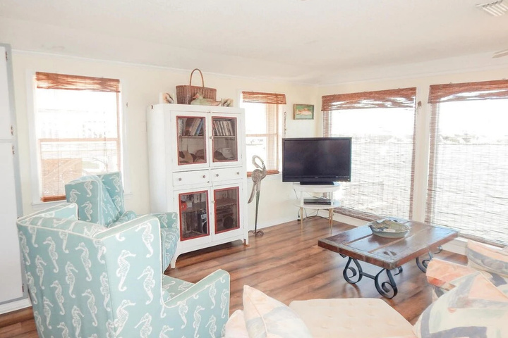 Room 2 of 14