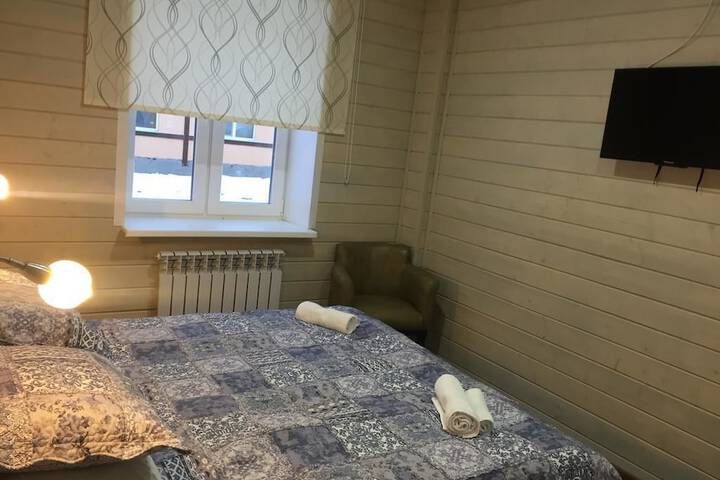 Room 3 of 53