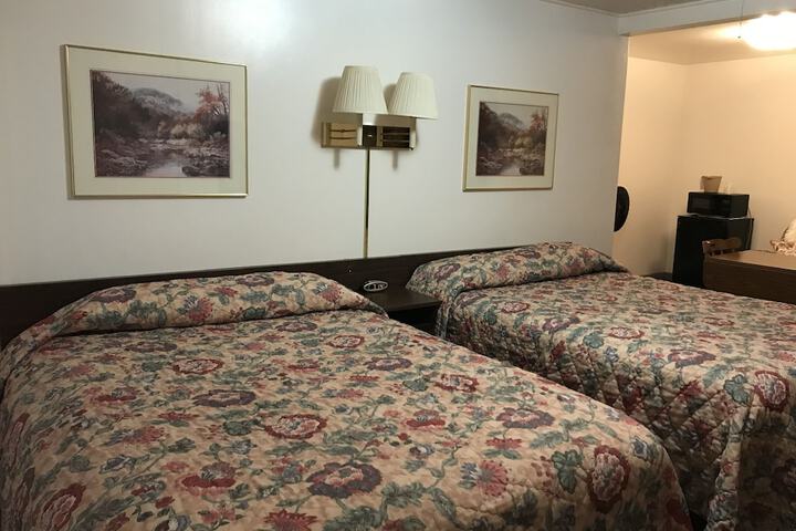 Room 12 of 52