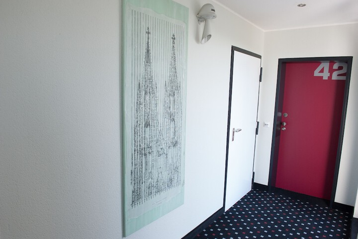 Ballroom/Hall 48 of 54
