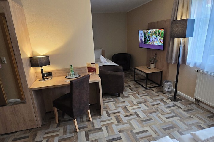 Room 9 of 46