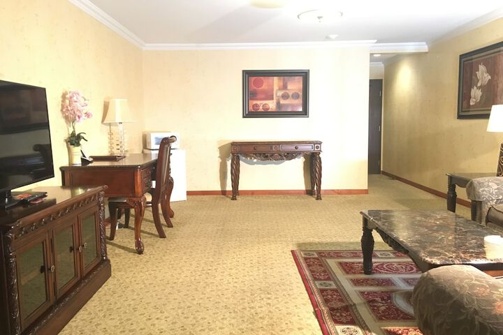 Room 22 of 46