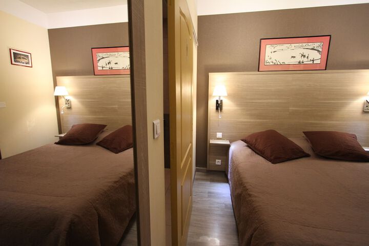 Room 25 of 41