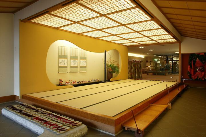 Hotel 3 of 176