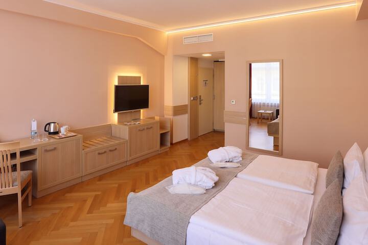 Room 21 of 71