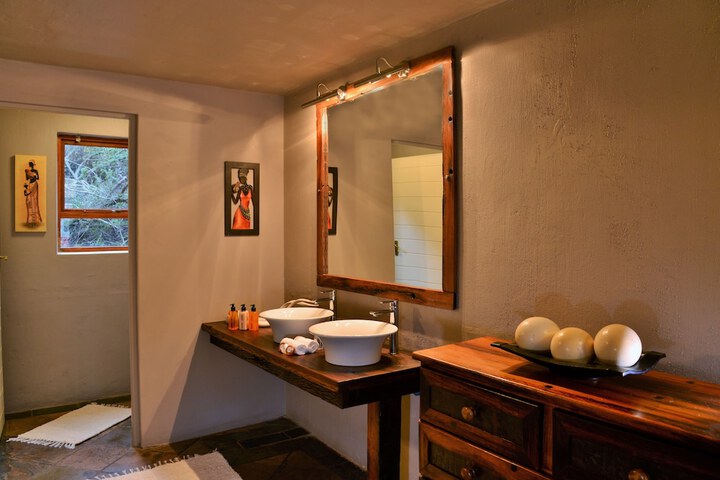 Room 26 of 62
