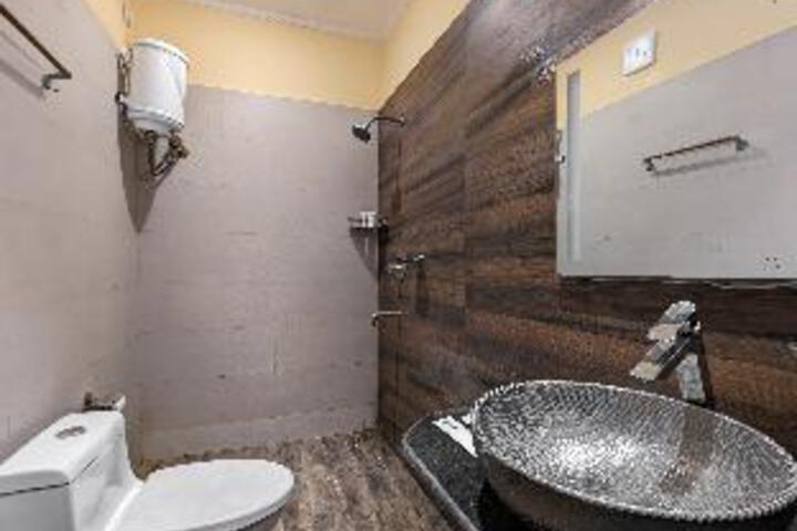 Room 19 of 42