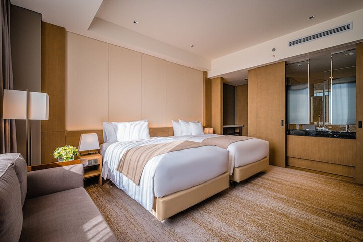 Room 35 of 139