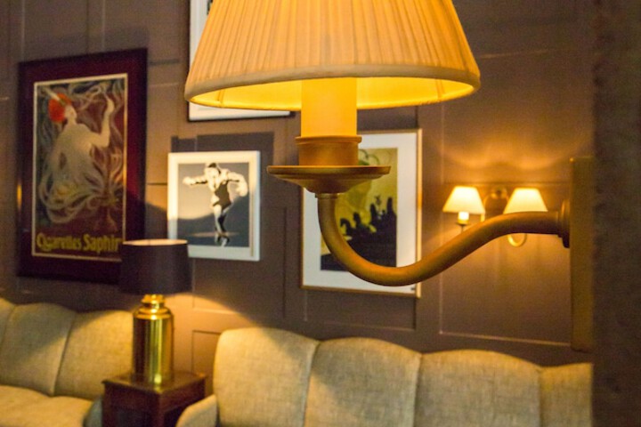 Lounge 48 of 71