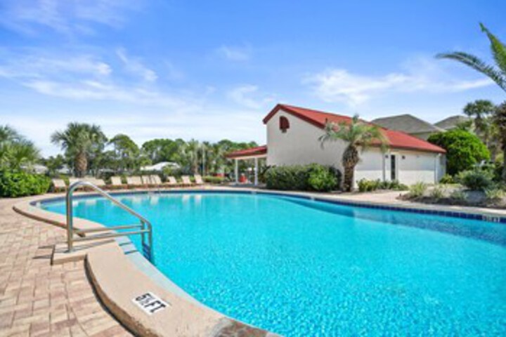 Pool 85 of 156