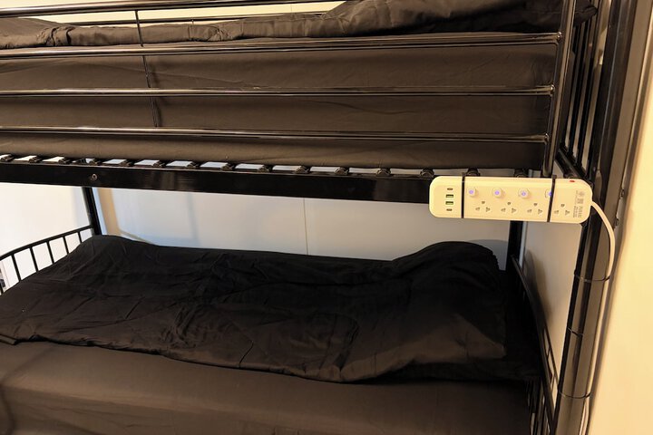 Room 17 of 52