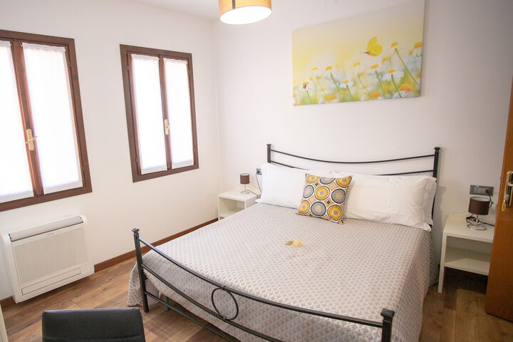 Room 14 of 63