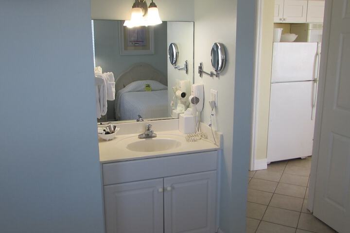 Room 121 of 229