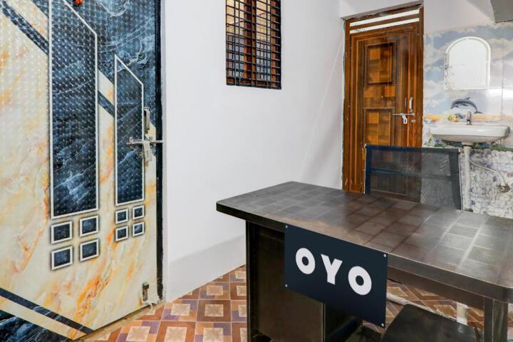 Hotel O S.M NAINI HOTEL AND RESTAURANT