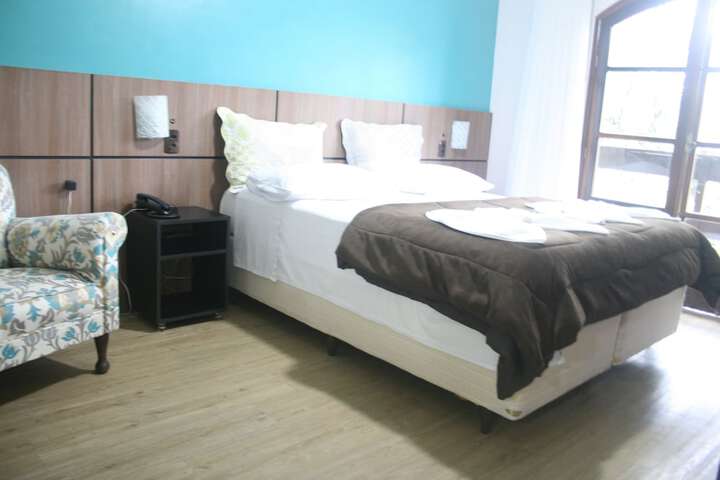 Room 25 of 53