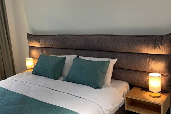 Room 12 of 62