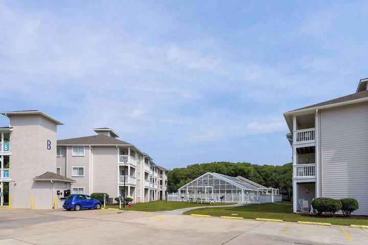 Hotel 95 of 97