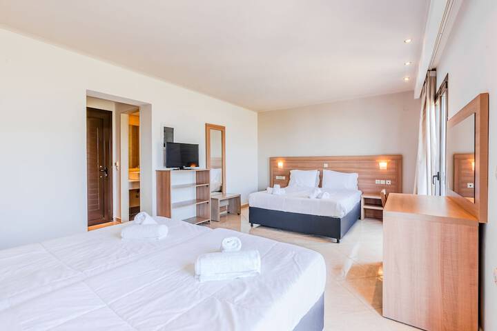 Room 9 of 160