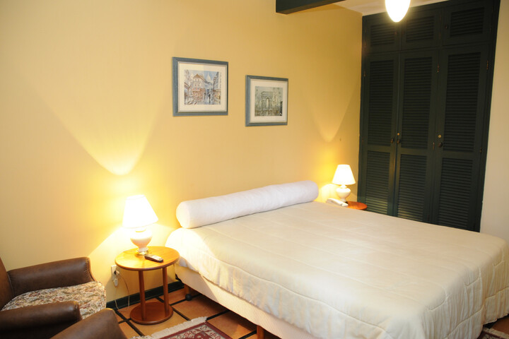 Room 17 of 29