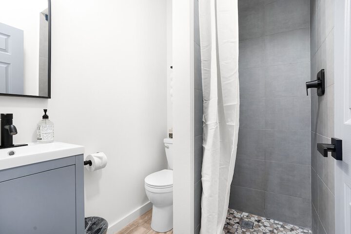 Room 45 of 63