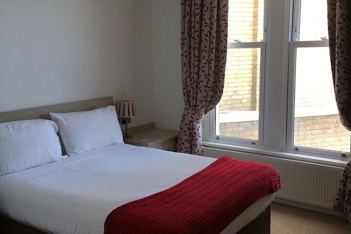 Room 8 of 67