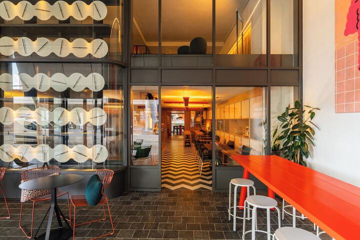 Hotel 257 of 265