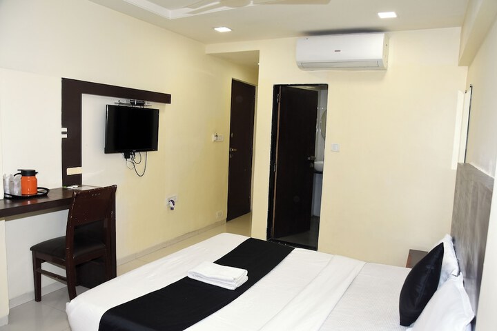 Room 28 of 54