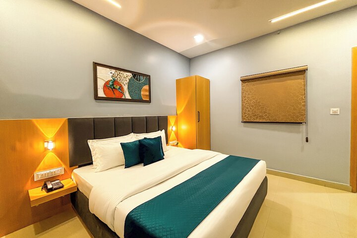 Room 30 of 59