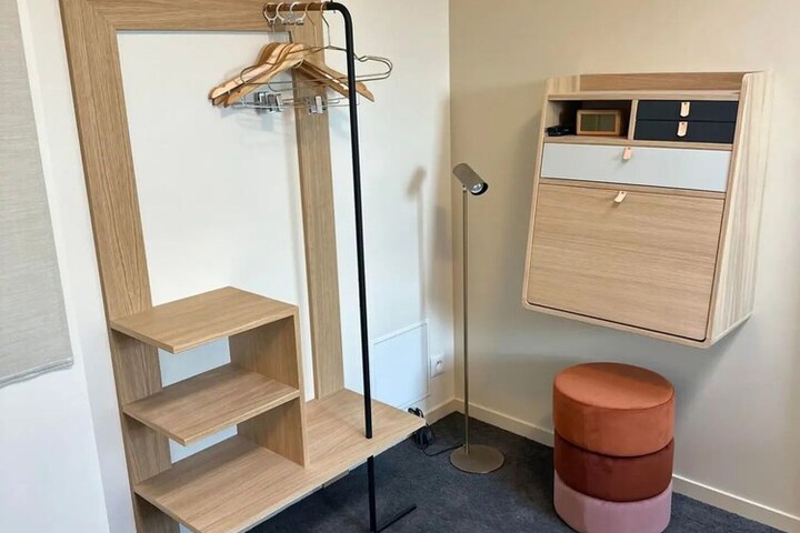 Room 16 of 109