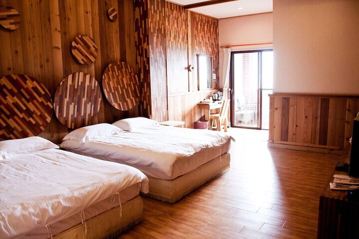 Room 9 of 44