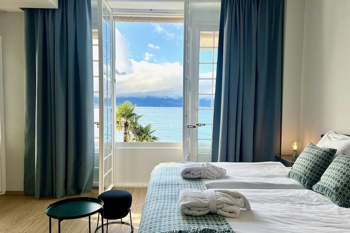 Room 4 of 42