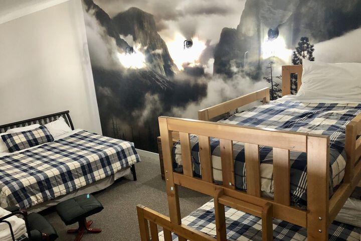 Room 11 of 98