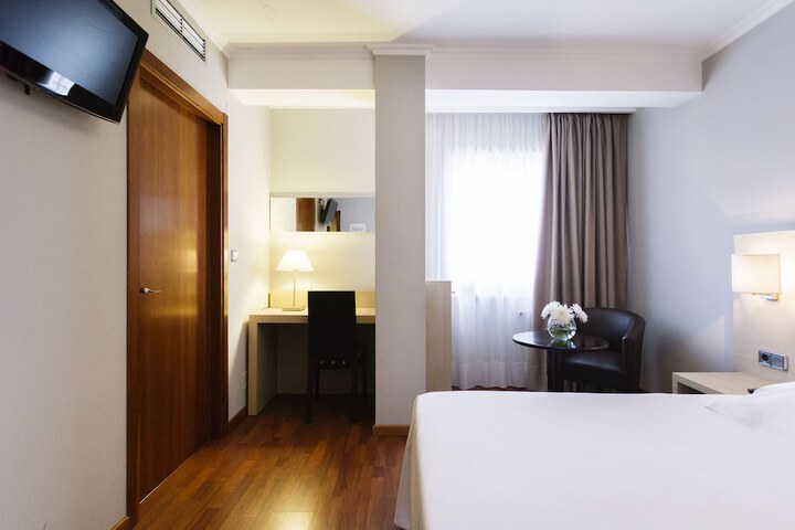 Room 19 of 58