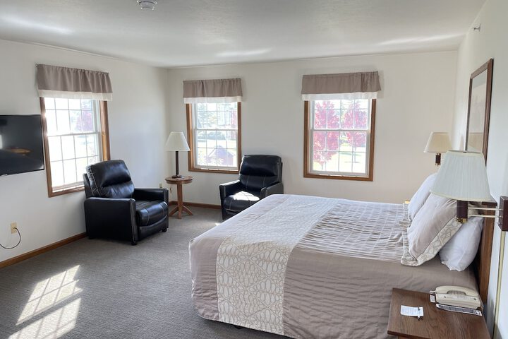Room 32 of 86