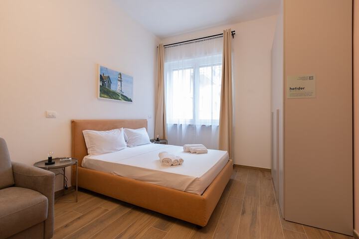Room 12 of 88