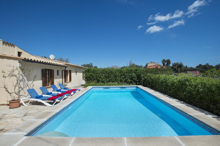 Pool 16 of 32