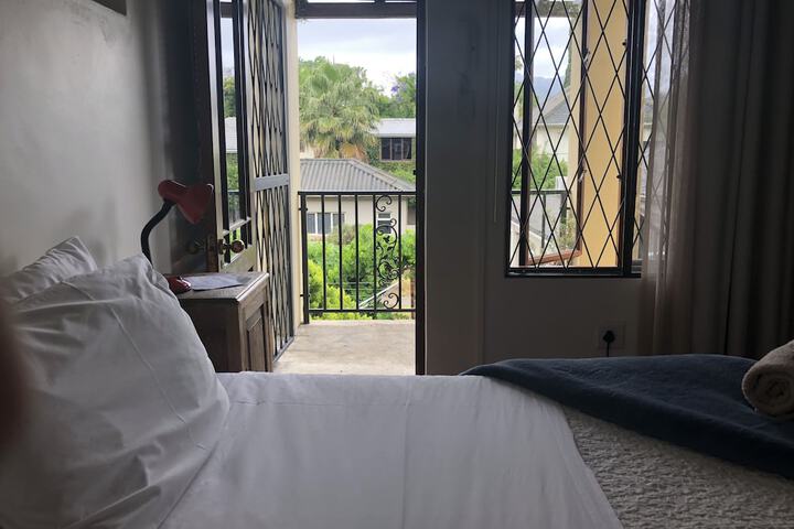 Room 47 of 103