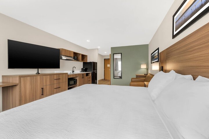 Room 51 of 87