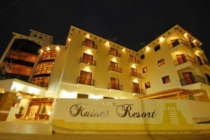 Hotel Ruinas Resort