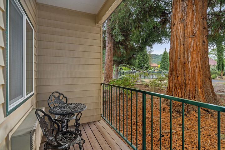 Terrace/Patio 35 of 73