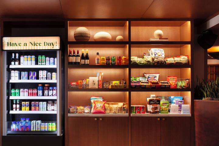 Snack bar