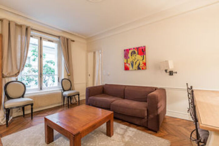 Room 75 of 189