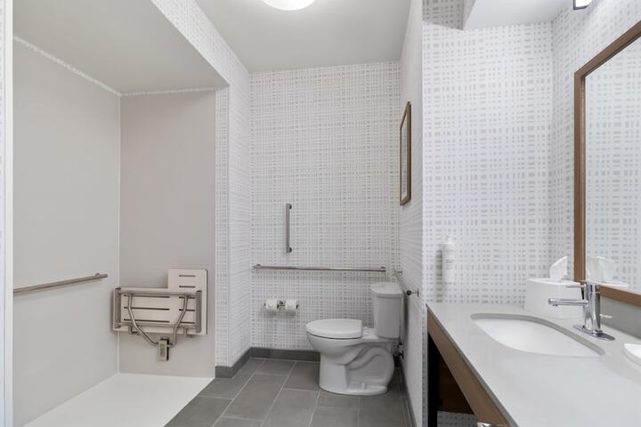 Bathroom shower