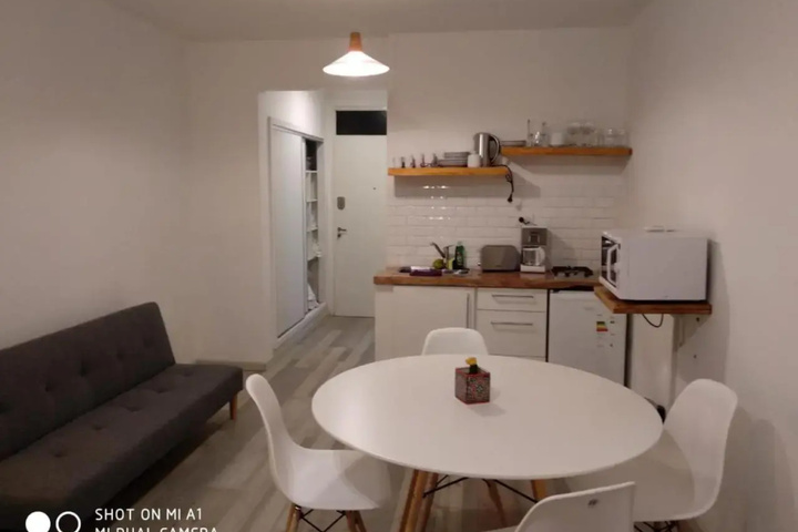 Room 7 of 14